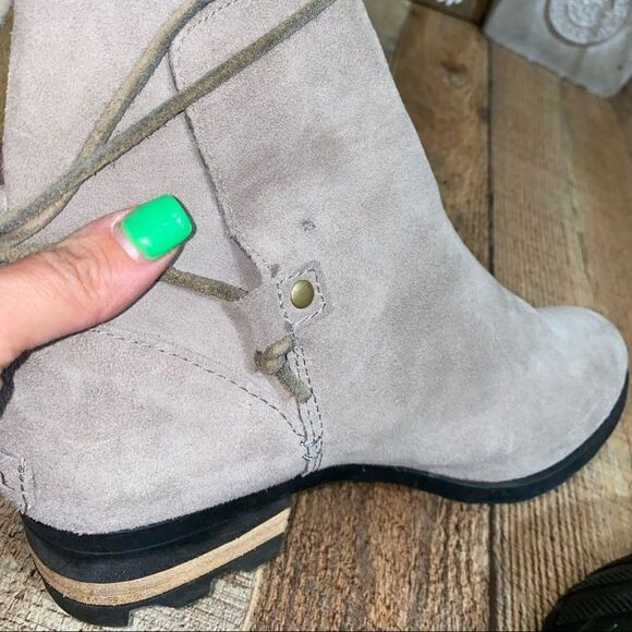 Sorel Farah Short beige gray Suede Kettle/Jet Boots Booties size 9.5 - Picture 4 of 11